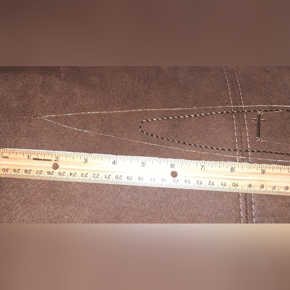 Express cross three layered strand necklace adjustable length - Picture 6 of 10